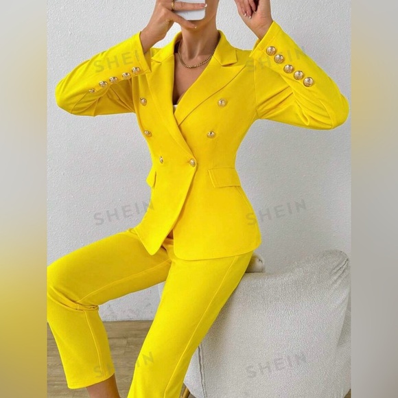 Women's Solid Color Double Breasted Long Sleeve Suit Jacket And Pants. - Picture 4 of 7